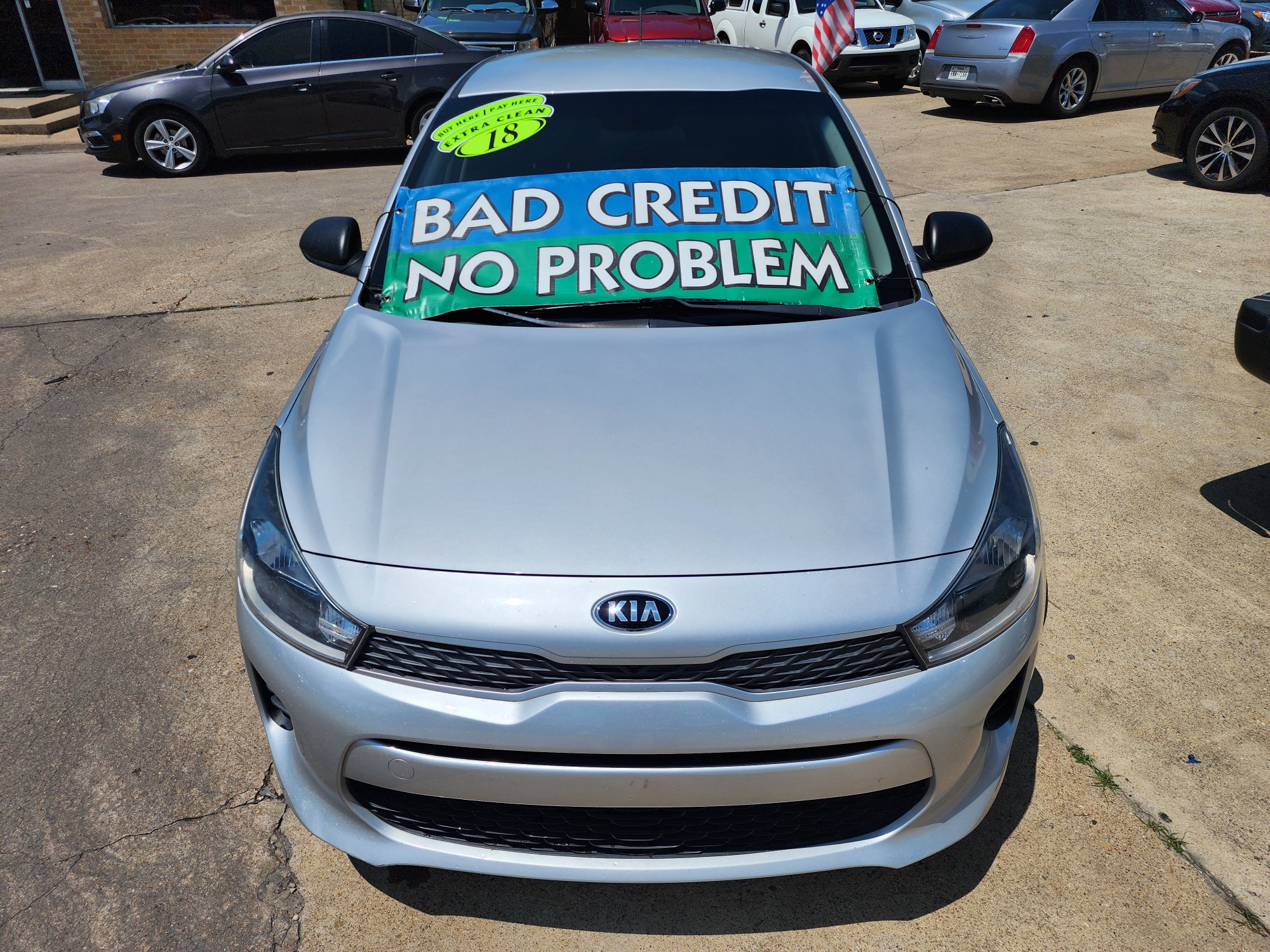 2018 SILVER Kia Rio LX (3KPA24ABXJE) with an 1.6L L4 DOHC 16V engine, 6A transmission, located at 2660 S.Garland Avenue, Garland, TX, 75041, (469) 298-3118, 32.885551, -96.655602 - Welcome to DallasAutos4Less, one of the Premier BUY HERE PAY HERE Dealers in the North Dallas Area. We specialize in financing to people with NO CREDIT or BAD CREDIT. We need proof of income, proof of residence, and a ID. Come buy your new car from us today!! This is a Very clean 2018 KIA RIO LX - Photo #8